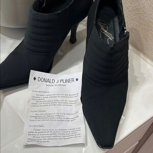Donald J. Pliner Women's Sleek Black Heeled Boots beautiful shoes